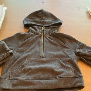 Women’s Lululemon Scuba Half-Zip Hoodie with Gold Zipper and Fur Inside.